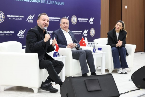 Duayen Gazeteciler Gençlerle Buluştu!